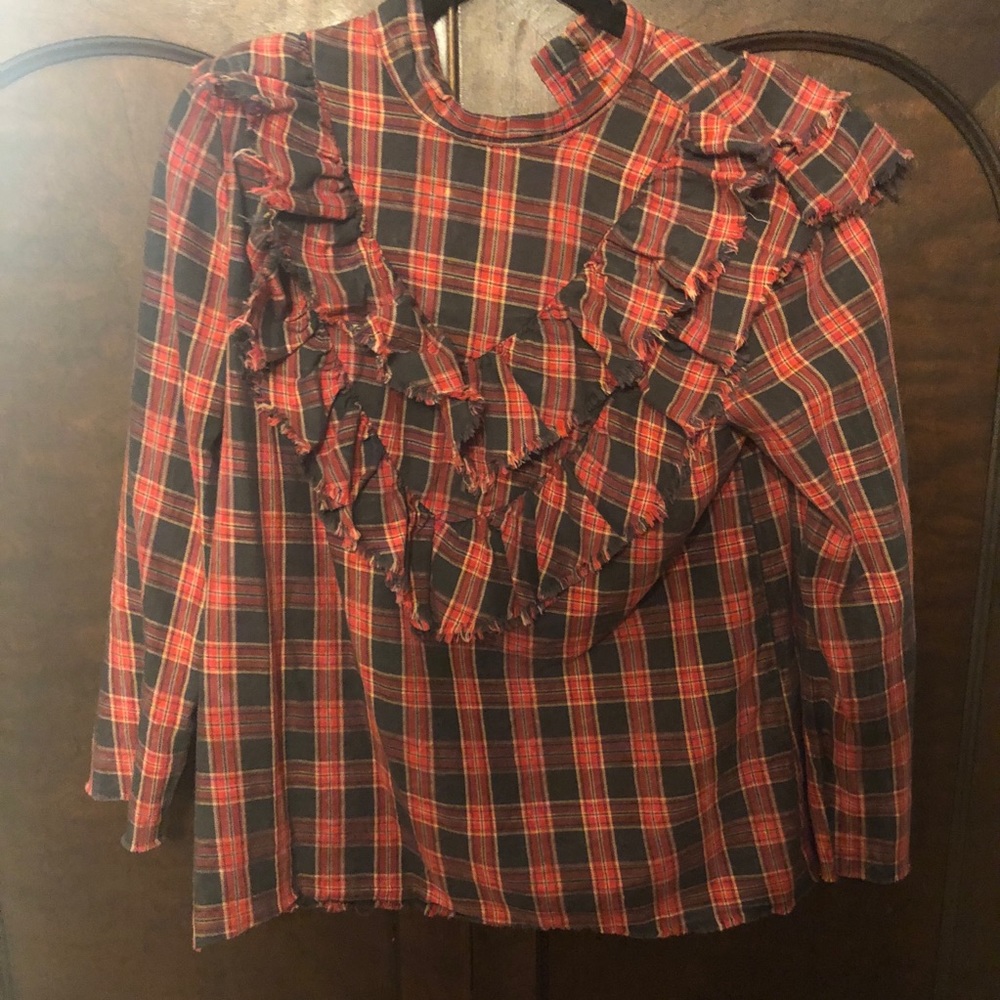 EUC sz small Zara plaid ruffle blouse w/back butto